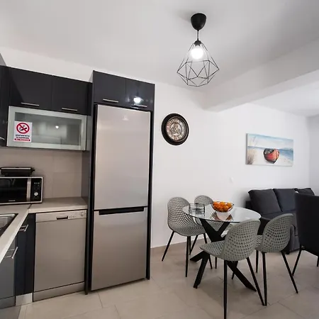 Apartament Mpm Perigiali *